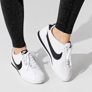 Nike Cortez Basic | White Black